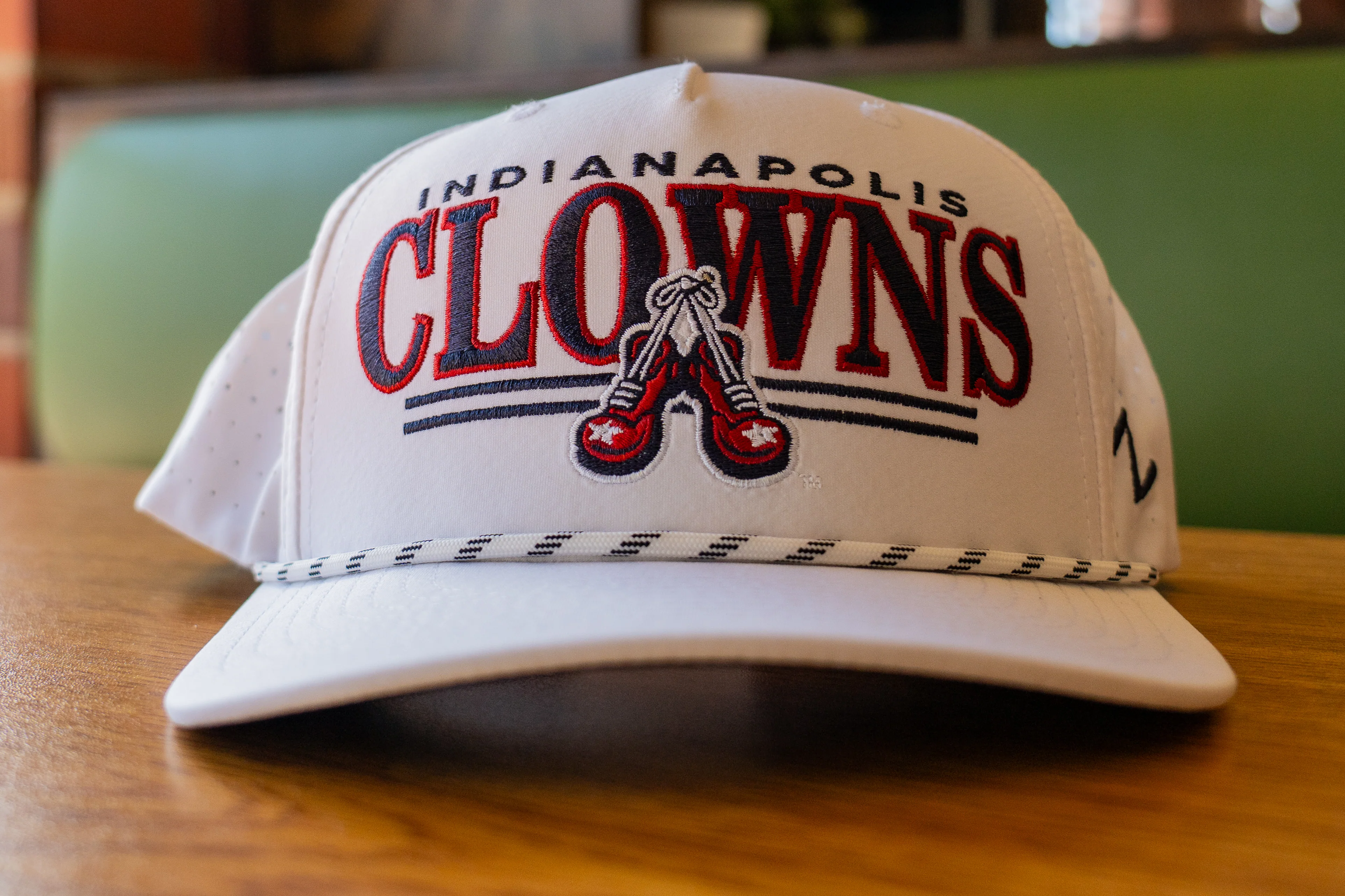 Clowns Zephyr Birdie Adjustable Rope Hat - White - Image 5