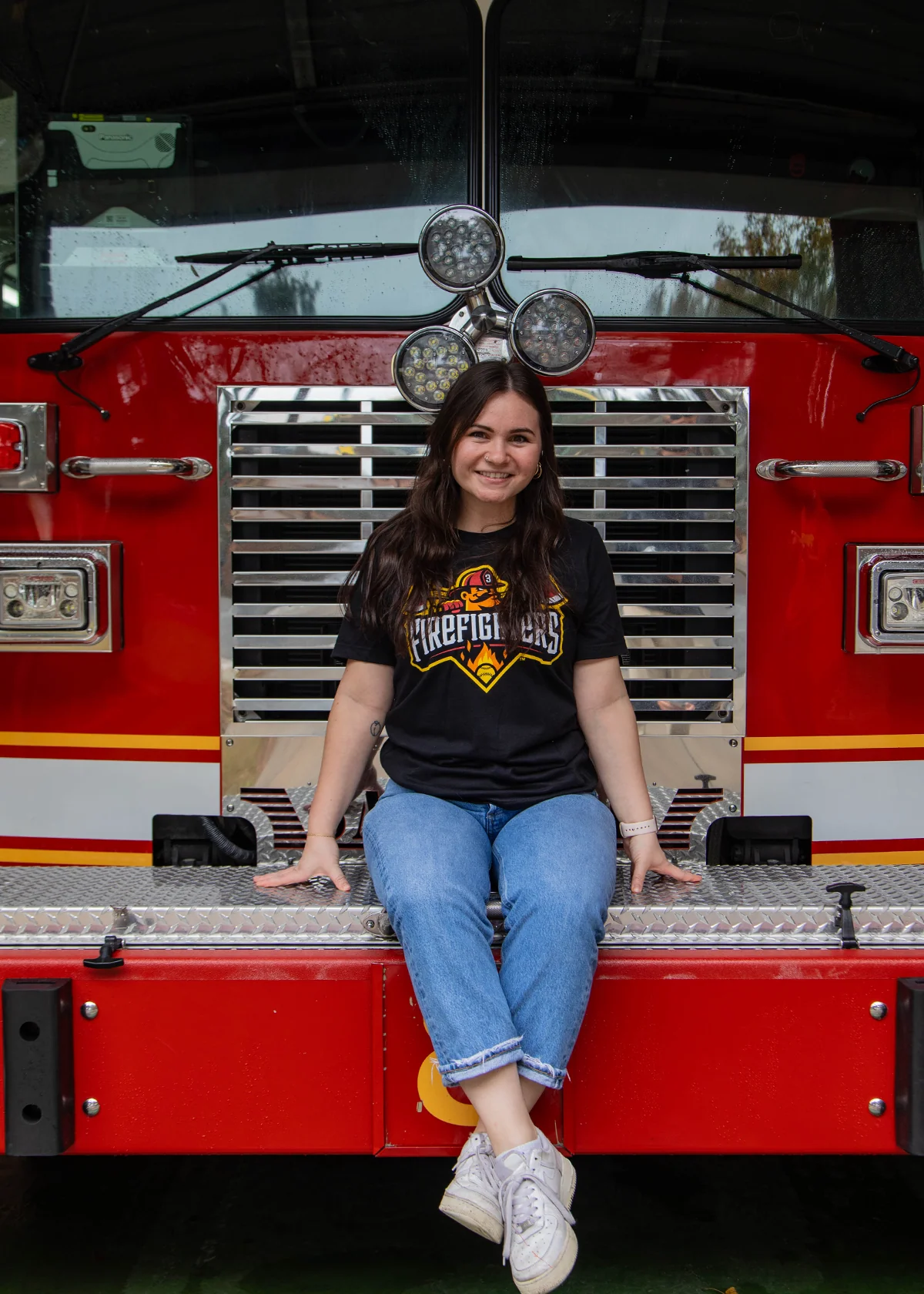 Firefighters Short Sleeve Primary Logo Tee - Black - Image 3