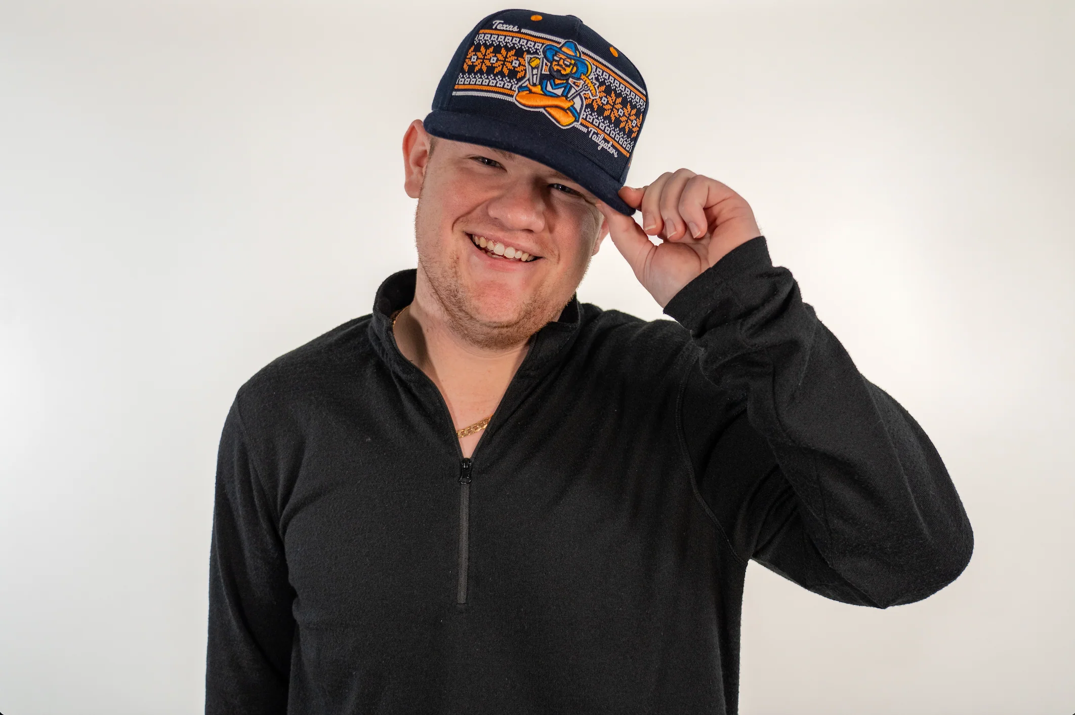 Tailgaters CapX Yule Adjustable Hat - Image 3