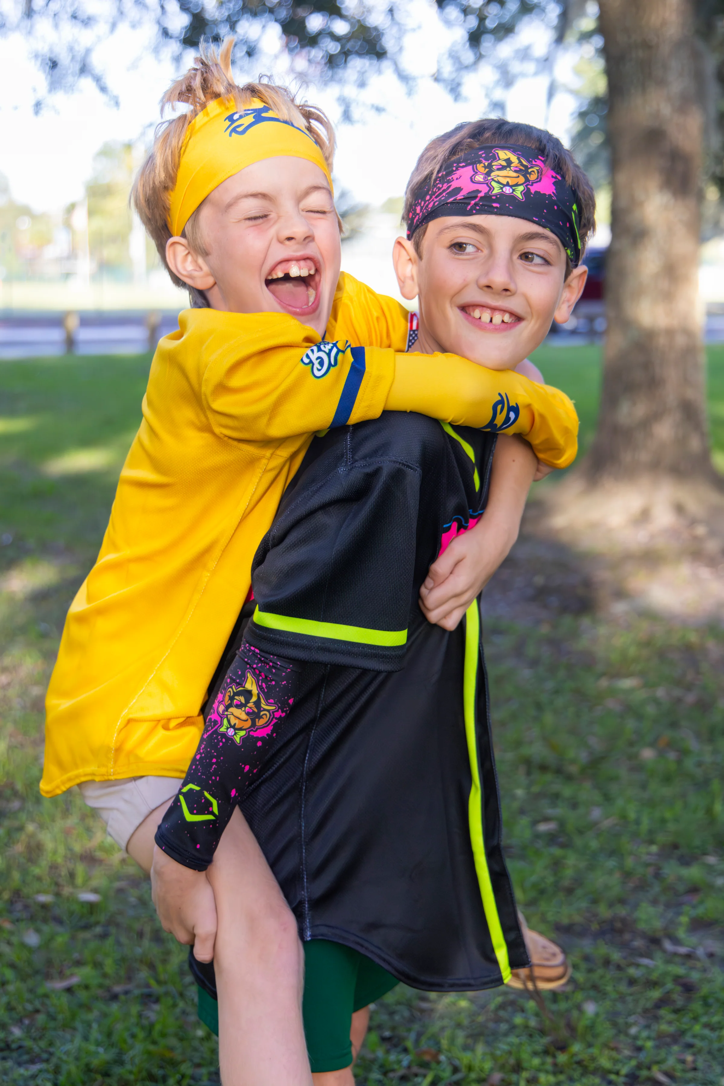 YOUTH Bananas EvoShield Arm Sleeve - Yellow - Image 2